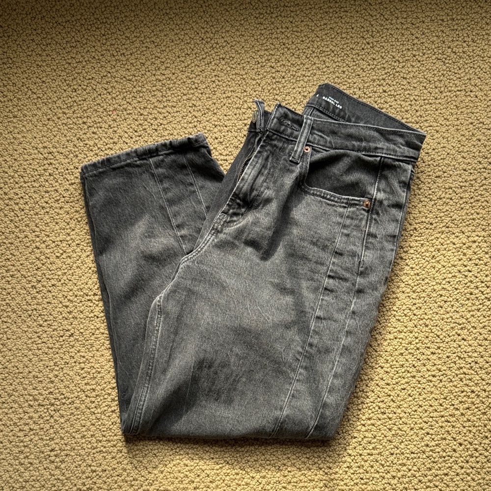 Old Navy High Rise Barrel Jean size 4